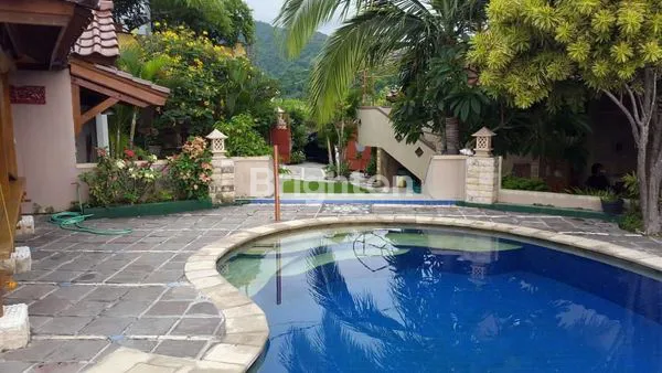 image VILLA MEWAH DI SENGGIGI LOMBOK (2)