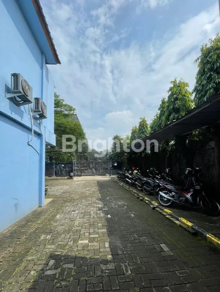 image GUDANG DAN KANTOR SIAP HUNI STRATEGIS CIRENDEU TANGERANG SELATAN (5)