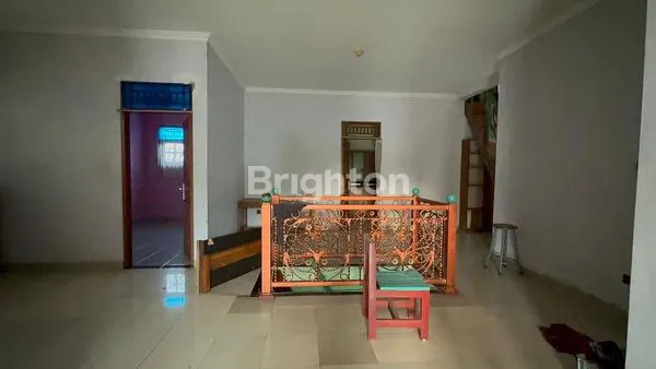 image RUMAH SHM 2 LANTAI SRENGSENG SAWAH JAGAKARSA JAKARTA SELATAN (6)