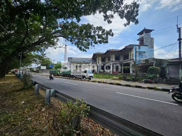 image DIJUAL TANAH + BANGUNAN VIEW LAUT DI JL. PROF. DR. IDA BAGUS MANDRA - KETEWEL (7)