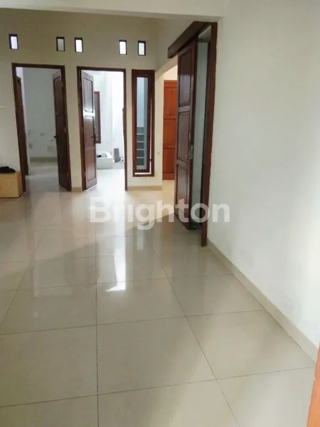 image RUMAH DIJUAL DI SUMBER DEKET RUMAH PRESIDEN (6)