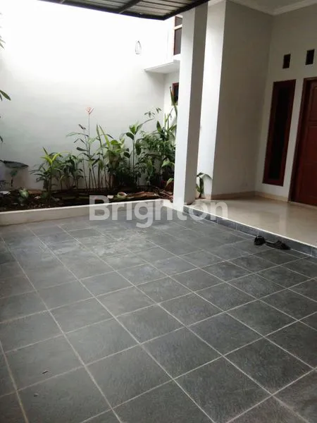 image RUMAH DIJUAL DI SUMBER DEKET RUMAH PRESIDEN (7)