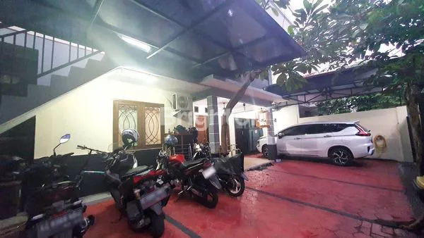 image RUMAH KOST AKTIF 2 LANTAI DI TEBET STRATEGIS (3)