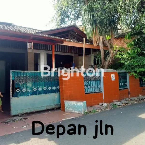 image RUMAH 2 LANTAI + 4 KAMAR KOST DI JL. KAMPUNG LIO RAWAMANGUN (1)