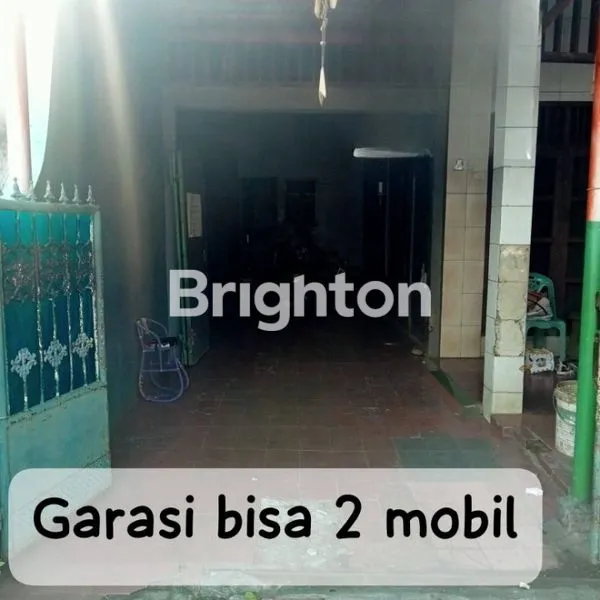 image RUMAH 2 LANTAI + 4 KAMAR KOST DI JL. KAMPUNG LIO RAWAMANGUN (2)