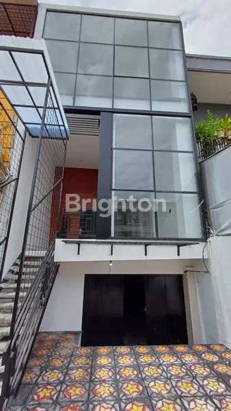 image RUKO 3 LANTAI TERMASUK BASEMENT DI GREENVILLE (1)