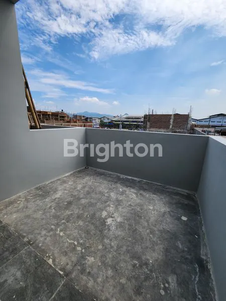 image RUMAH CLUSTER SIAP HUNI DEKAT BORMA GRIYA TKI 2  (7)