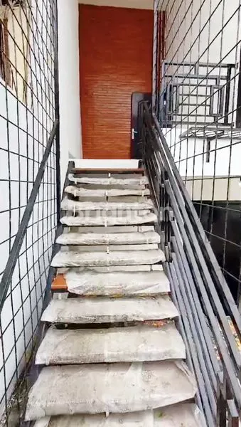 image RUKO 3 LANTAI TERMASUK BASEMENT DI GREENVILLE (3)