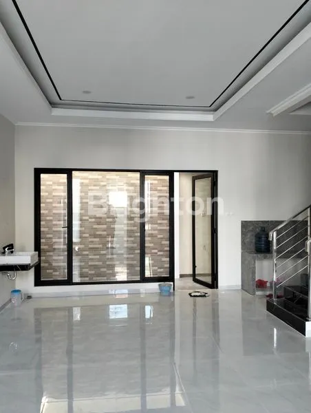 image RUMAH HOOK NGINDEN (2)