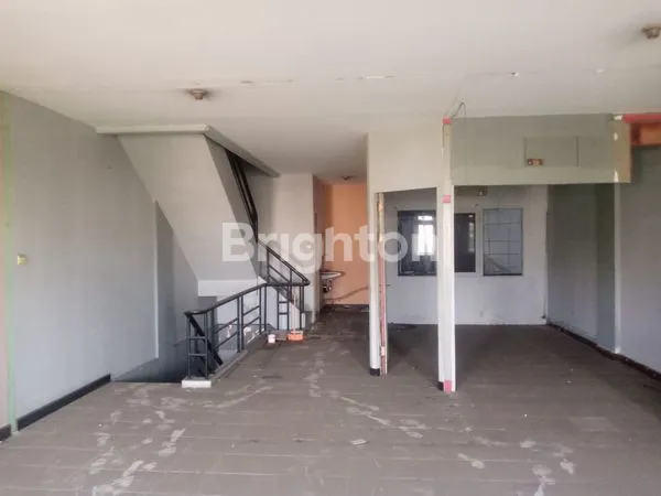 image RUKO BAGUS 3LT GREEN VILLE DALAM KOMPLEKS (6)