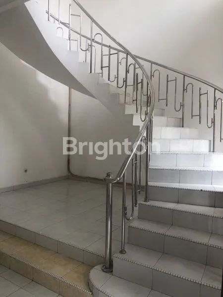 image RUMAH DI PIK  1 (2)