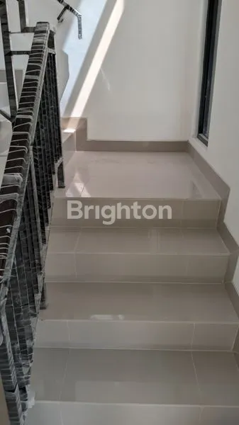 image RUMAH PIK2 MILENIAL DALLAS 6X15 TERMURAH (7)