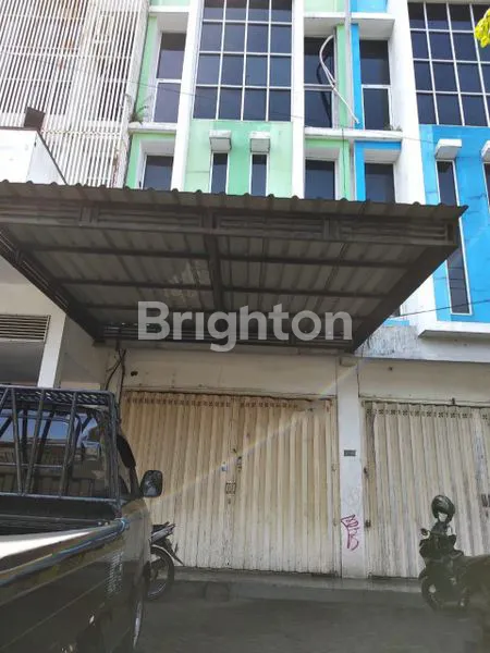 RUKO SIAP PAKAI LOKASI STRATEGIS DEKAT SUHAT