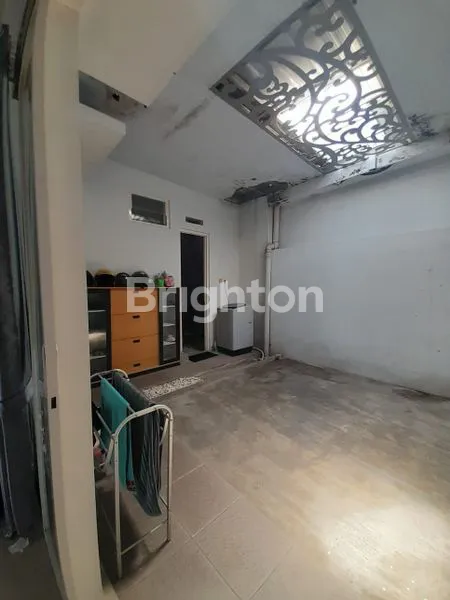 image RUMAH CANTIK DI JALAN KEMBAR TIRTASANI KARANGPLOSO (8)