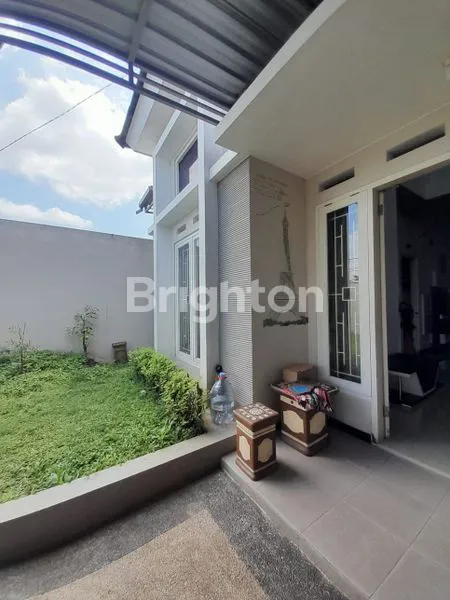 image RUMAH CANTIK DI JALAN KEMBAR TIRTASANI KARANGPLOSO (2)