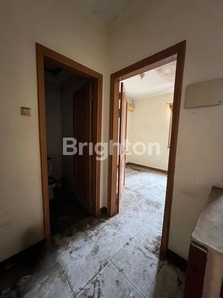 image RUMAH DI JUAL DI METRO PERMATA KARANG MULYA JAKARTA BARAT (6)
