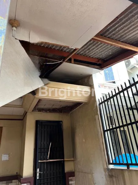 image RUMAH DI JUAL DI METRO PERMATA KARANG MULYA JAKARTA BARAT (5)