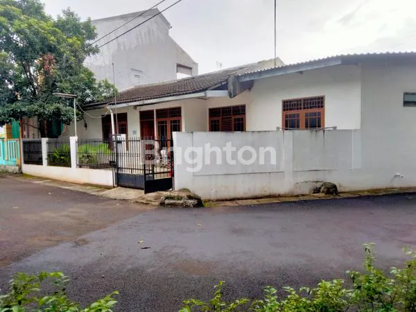 image RUMAH DEKAT PINTU TOL CISALAK (2)