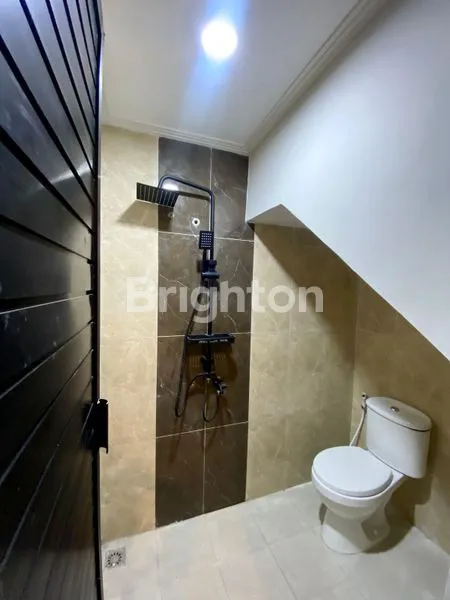 image RUMAH CANTIK DI SULFAT MALANG (5)