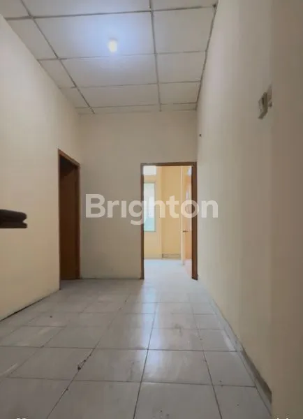 image MURAH BU RUKO STRATEGIS 3 LANTAI TOL BOULEVARD BSD CITY HADAP JALAN RAYA (7)