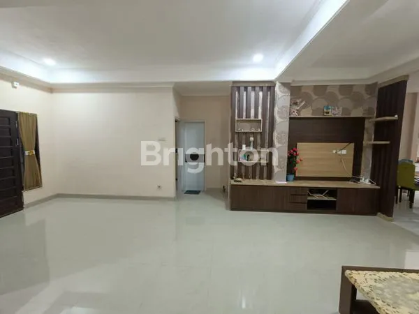 image RUMAH ASRI DAN NYAMAN DI LOKASI STRATEGIS (4)