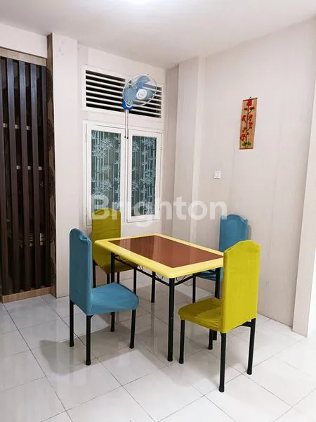 image RUMAH ASRI DAN NYAMAN DI LOKASI STRATEGIS (5)