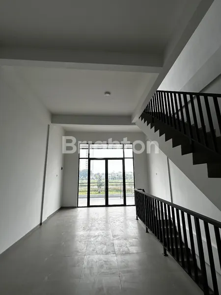 image RUKO GRAND EASTERN HILL 3 LANTAI (2)