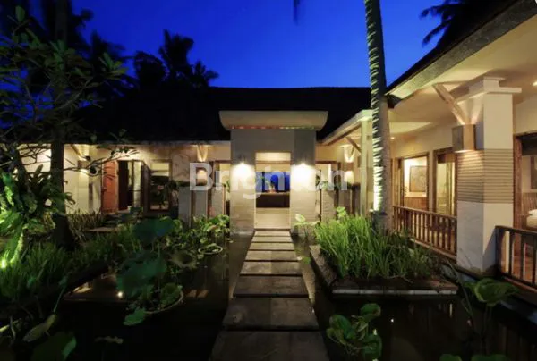 image BEACHFRONT LUXURY ESTATE WITH FREEHOLD TITLE – RARE INVESTMENT IN BONIAN BEACH, TABANAN – DIRECT BEACH ACCESS | 5,400M² LAND | BALI FREEHOLD (5)