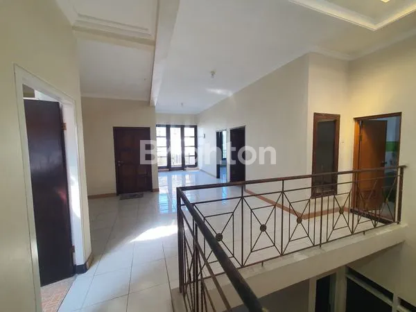 image RUMAH DI RUNGKUT ASRI SURABAYA (3)