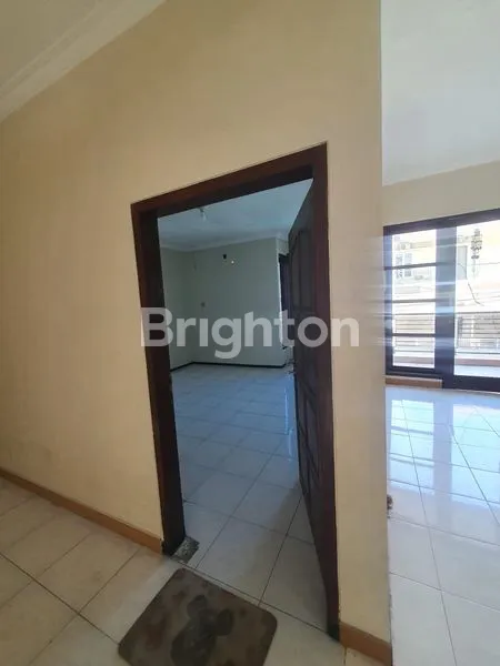 image RUMAH DI RUNGKUT ASRI SURABAYA (5)