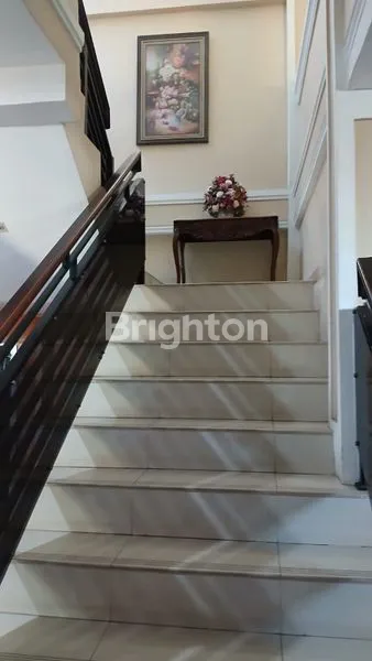 image RUMAH MEWAH FULL FURNISHED KARTAMA (6)