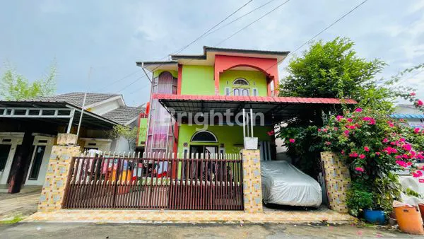 image RUMAH 2 LANTAI KONDISI TERAWAT DI JL. TANJUNG RAYA 2, PONTIANAK TIMUR (1)