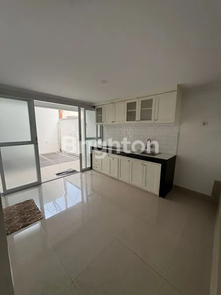 image RUMAH HOOK DALAM CLUSTER, JAGAKARSA (4)