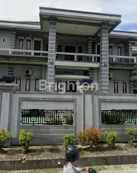image RUMAH MEWAH FULL FURNISHED KARTAMA (8)