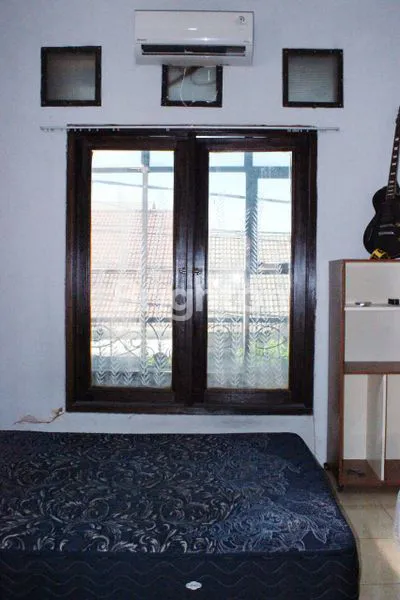 image RUMAH RUNGKUT MAPAN 2 LANTAI MURAH (2)