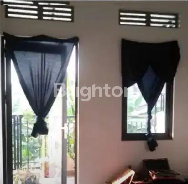 image RUMAH 2 LANTAI NYAMAN SIAP HUNI (8)