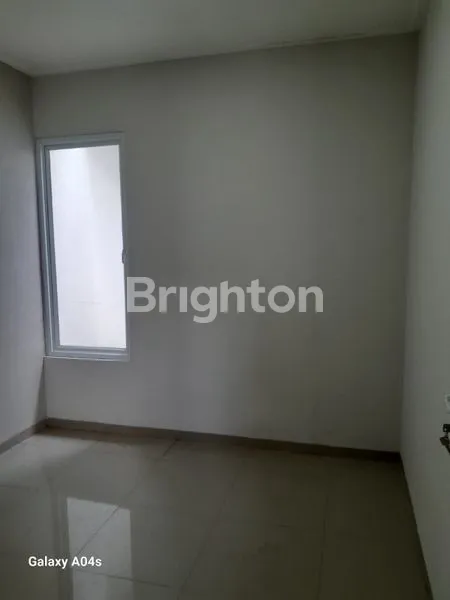 image RUMAH HOEK SIAP HUNI DI VILLA DAGO, PAMULANG, TANGERANG SELATAN (4)