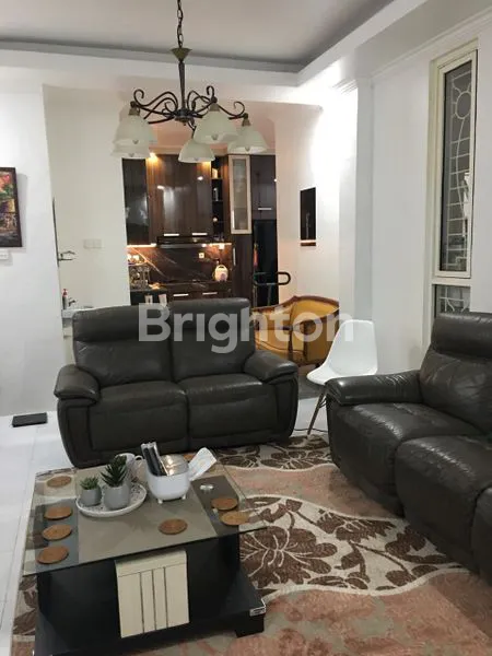 image RUMAH MEWAH 2 LANTAI FULL FURNISH DI BALIKPAPAN REGENCY CLUSTER EKSKLUSIF (1)