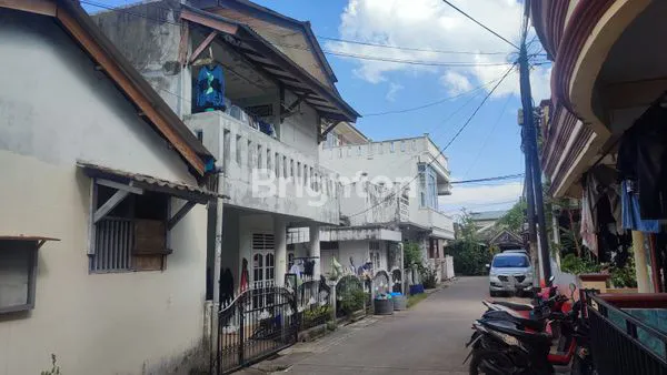 image KOS KOSAN 10 KAMAR 2 RUMAH GANDENG (4)