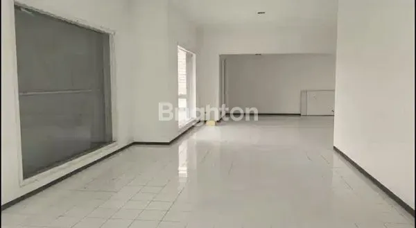 image EX SHOWROOM DAN BENGKEL DI TENGAH KOTA SEMARANG (3)