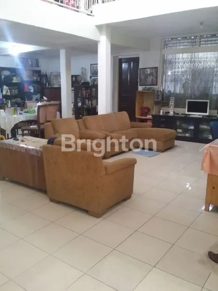 image RUMAH BESAR POSISI HOOK GUNUNG-GUNUNG (6)