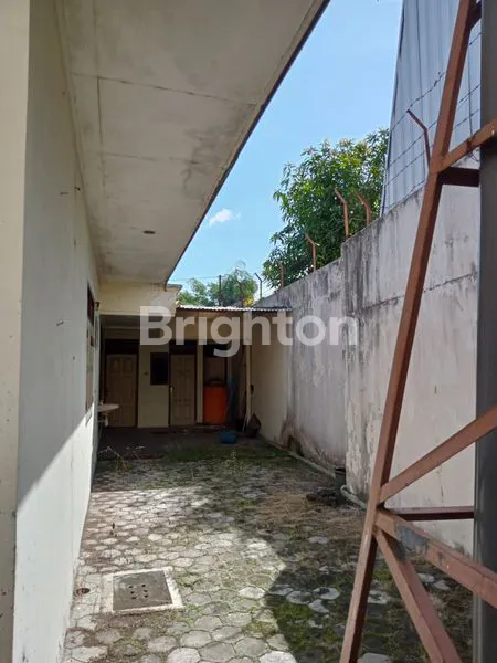 image RUMAH BEKAS KANTOR (5)