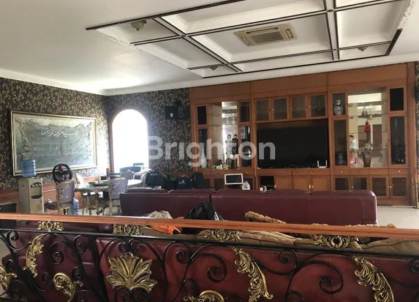 image RUMAH PREMIUM HOOK 2 LANTAI BATUNUNGGAL INDAH ADA KOLAM RENANG (1)