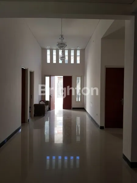 image RUMAH 2 LANTAI, SIAP HUNI DI BABATAN PANTAI (7)