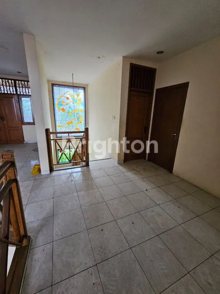 image RUMAH DI LOKASI STRATEGIS LEBAK BULUS, JAKARTA SELATAN (1)