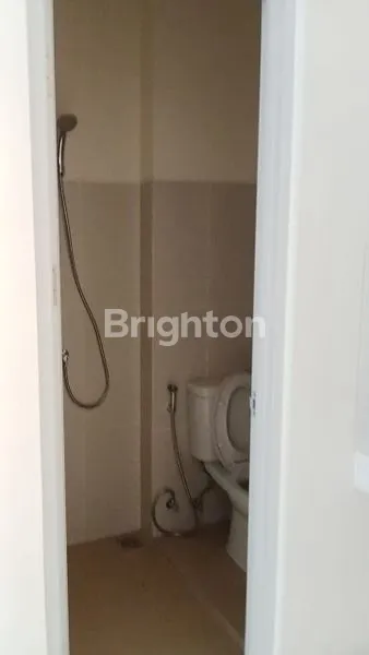 image RUKO LOKASI STRATEGIS & POTENSIAL! COCOK UNTUK KANTOR, USAHA KULINER, KLINIK, TEMPAT KURSUS (3)