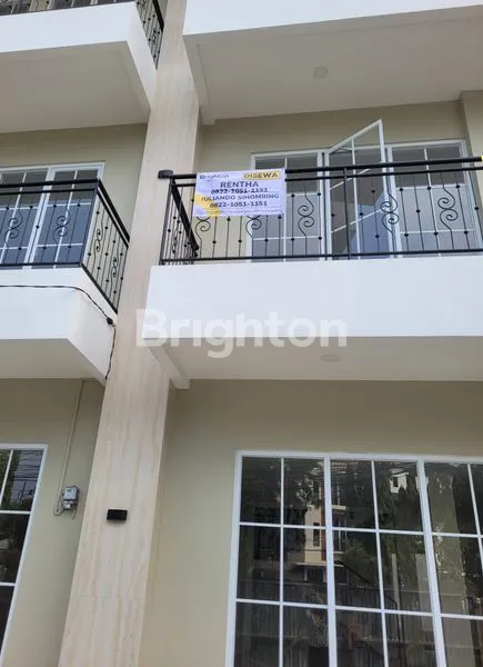 RUKO GRESS 3 LANTAI CEMPAKA PUTIH BARAT JAKARTA PUSAT