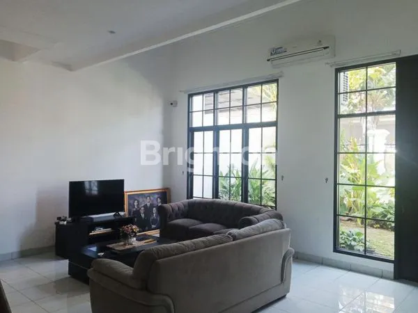 image RUMAH TINGKAT RAPIH KESEHATAN BINTARO JAKARTA SELATAN (2)