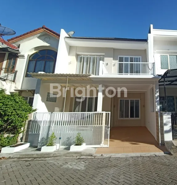 image RUMAH KONDISI TERAWAT SIAP HUNI CLUSTER TAMAN MUTIARA PAKUWON CITY DEKAT EASTCOAST MALL HOKKY MULYOSARI GALAXYMALL DHARMAHUSADA MERR (1)