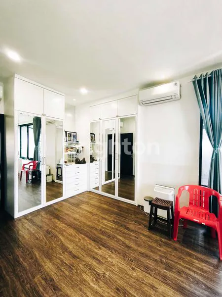 image ROYAL RESIDENCE MEWAH INTERIOR (5)